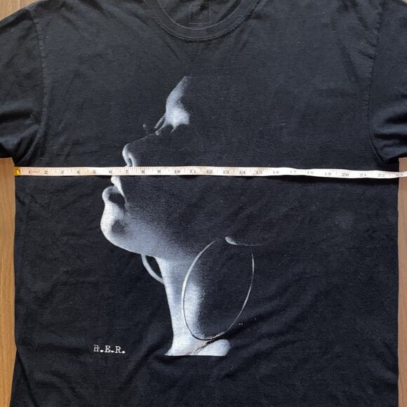 H.E.R. Profile Shot Graphic T Shirt Adult Size Large Black - Picture 2 of 4